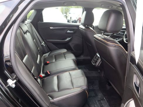 Used 2018 Chevrolet Impala Premier FWD image 12