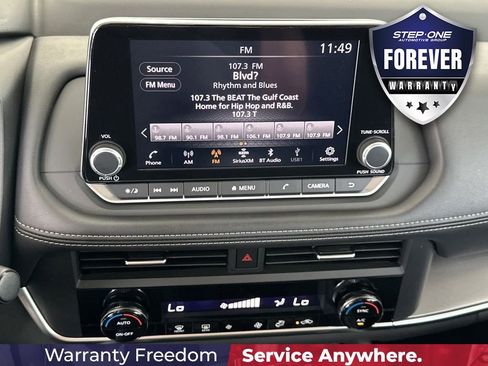 Used 2024 Nissan Rogue SV AWD/4WD image 23