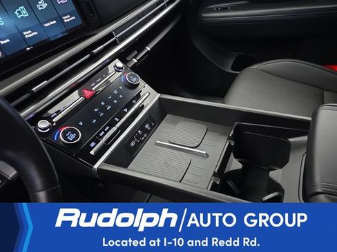Used 2025 Hyundai Santa Fe SEL FWD image 25