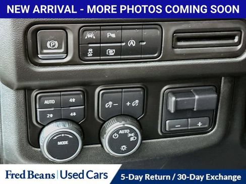 Used 2023 Chevrolet Tahoe LT w/ LT Signature Package AWD/4WD image 15
