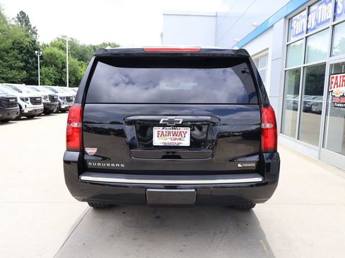 Used 2018 Chevrolet Suburban Premier AWD/4WD image 9