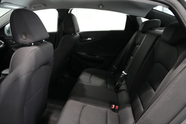 Used 2025 Chevrolet Malibu LS w/ Driver Confidence Package FWD image 14
