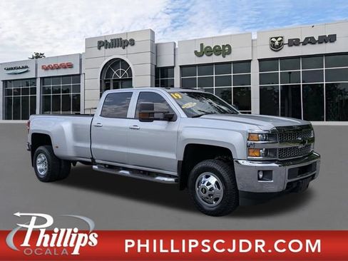 Used 2019 Chevrolet Silverado 3500 LT w/ All-Star Edition AWD/4WD image 1