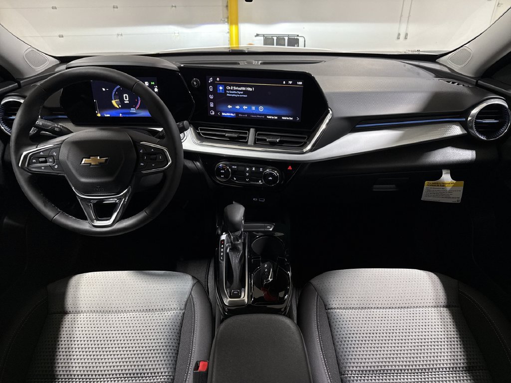 New 2026 Chevrolet Trax LT w/ LT Convenience Package FWD image 10