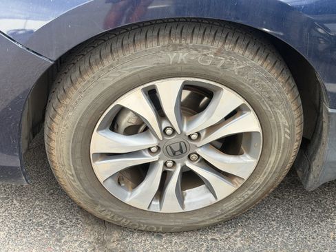 Used 2015 Honda Accord LX image 7