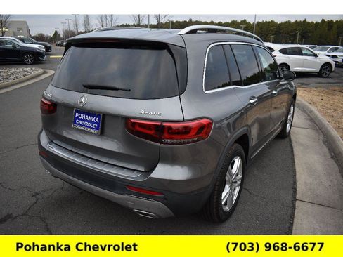 Used 2023 Mercedes-Benz GLB 250 250 4MATIC image 9