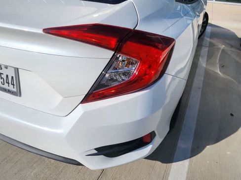 Used 2018 Honda Civic EX image 16