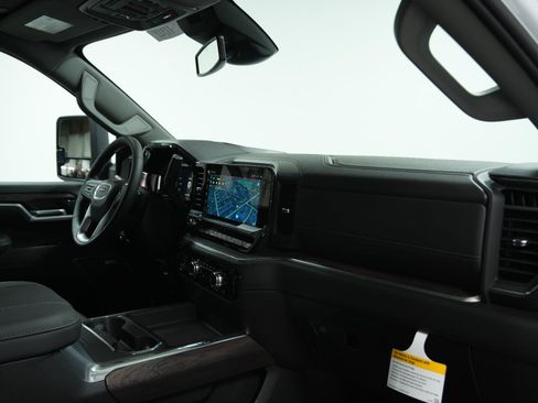 New 2026 GMC Sierra 2500 SLT w/ SLT Convenience Package image 17