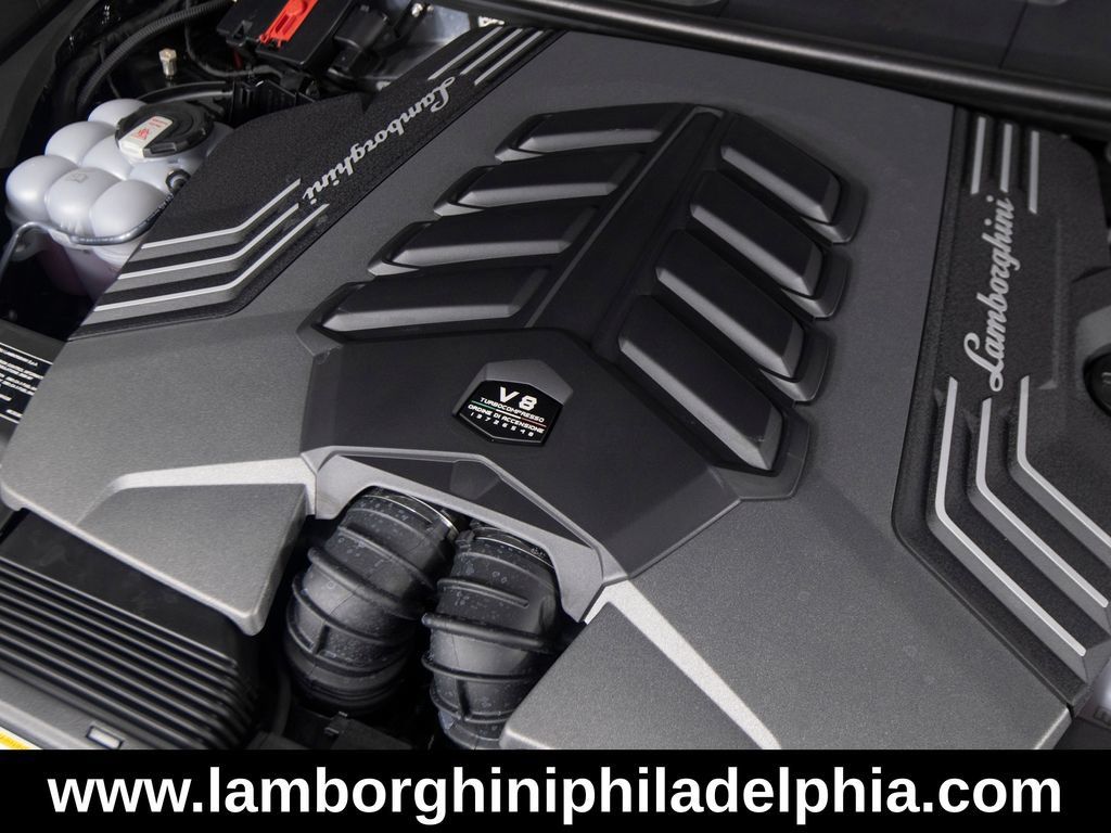 Used 2026 Lamborghini Urus S AWD/4WD image 55