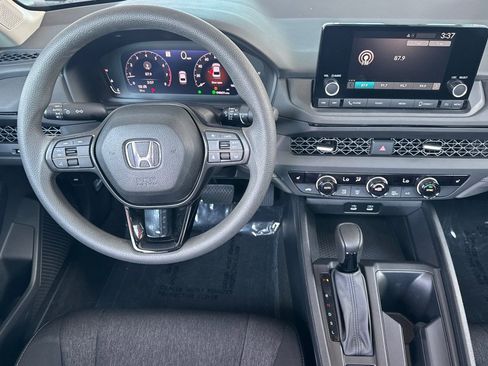 Used 2024 Honda Accord EX image 16