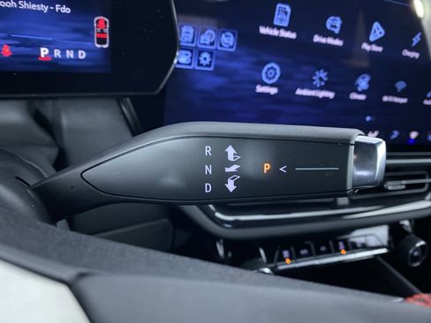 Certified 2024 Chevrolet Equinox EV RS image 7