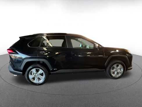 Used 2025 Toyota RAV4 LE image 15