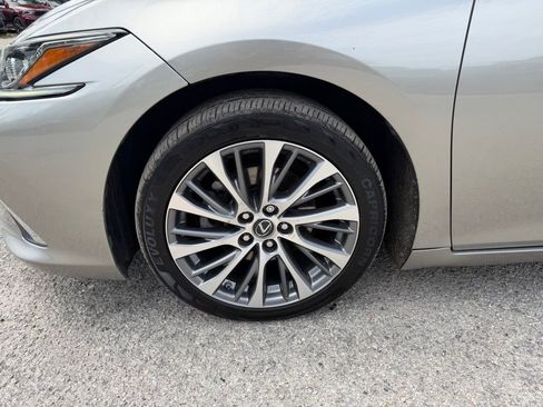 Used 2020 Lexus ES 350 w/ Premium Package FWD image 9