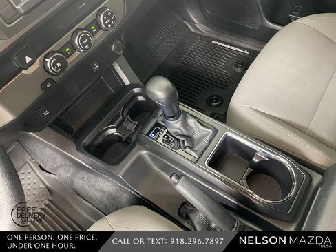 Used 2019 Toyota Tacoma SR image 29