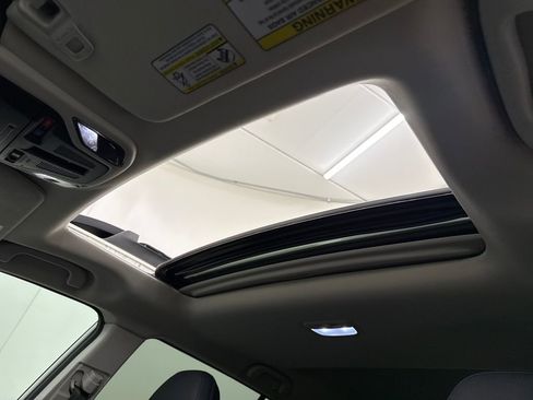 Certified 2023 Subaru Outback Limited image 24