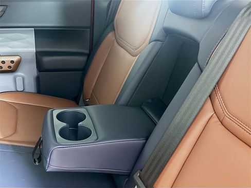 Used 2024 Ford Maverick Lariat image 27