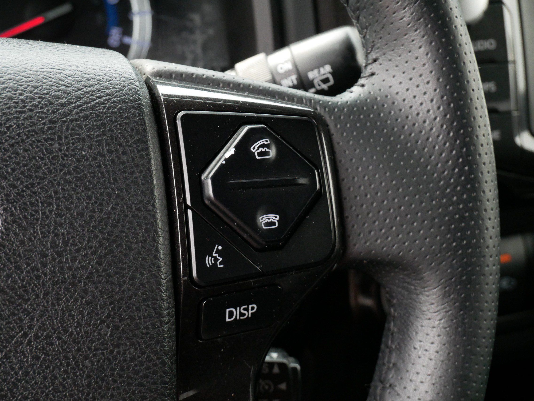 Used 2019 Toyota 4Runner TRD Off-Road Premium AWD/4WD image 26