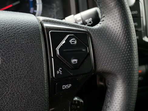 Used 2019 Toyota 4Runner TRD Off-Road Premium AWD/4WD image 26