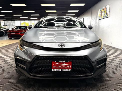Used 2021 Toyota Corolla SE FWD image 4
