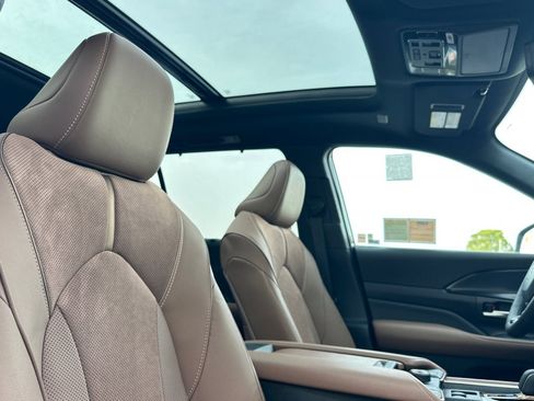 New 2026 Toyota Grand Highlander AWD Hybrid image 20