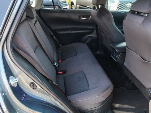 Certified 2021 Toyota Venza LE image 8