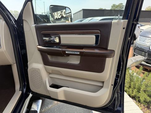 Used 2018 RAM 2500 Laramie w/ Snow Chief Group image 18