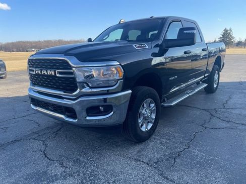 Used 2024 RAM 2500 Big Horn w/ Bed Utility Group image 7