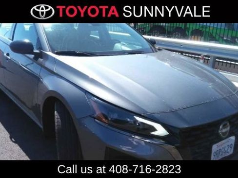 Used 2025 Nissan Altima 2.5 SR FWD image 1