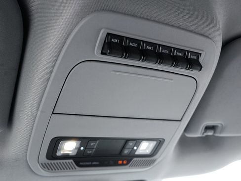 Used 2024 Ford F250 XL w/ XL Chrome Package image 30