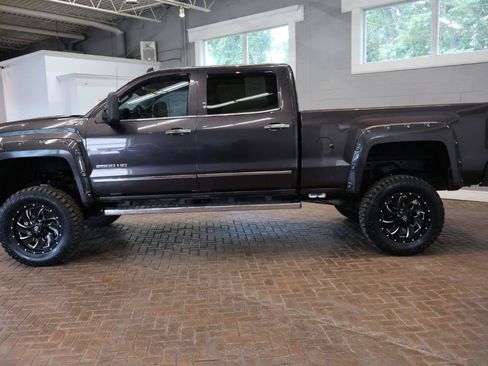 Used 2015 GMC Sierra 2500 SLT w/ Driver Alert Package AWD/4WD image 4
