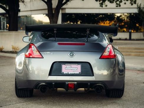 Used 2009 Nissan 370Z Coupe image 16