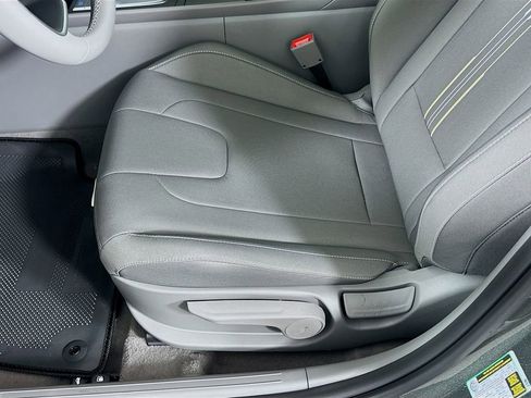 New 2026 Hyundai Elantra Sport image 19