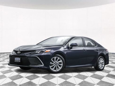 Used 2021 Toyota Camry LE w/ Cold Weather Package image 44