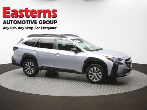 Used 2023 Subaru Outback Premium AWD/4WD image 47