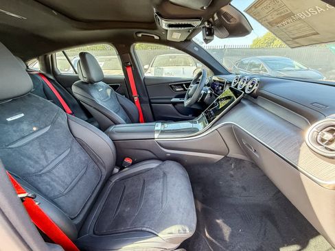 New 2025 Mercedes-Benz GLC 63 AMG S image 17