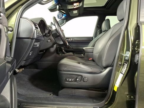 Used 2022 Lexus GX 460 w/ Black Line Special Edition AWD/4WD image 16
