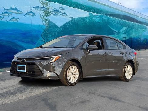 New 2026 Toyota Corolla LE w/ LE Premium Package FWD image 3