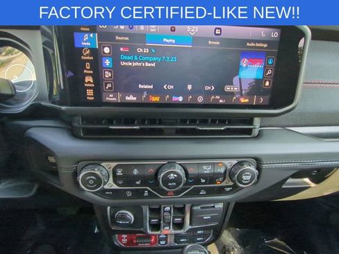 Certified 2025 Jeep Gladiator Rubicon w/ Convenience Group AWD/4WD image 20