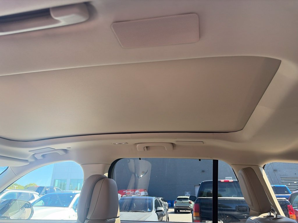 Used 2022 Lincoln Aviator Reserve w/ Equipment Group 201A AWD/4WD image 6