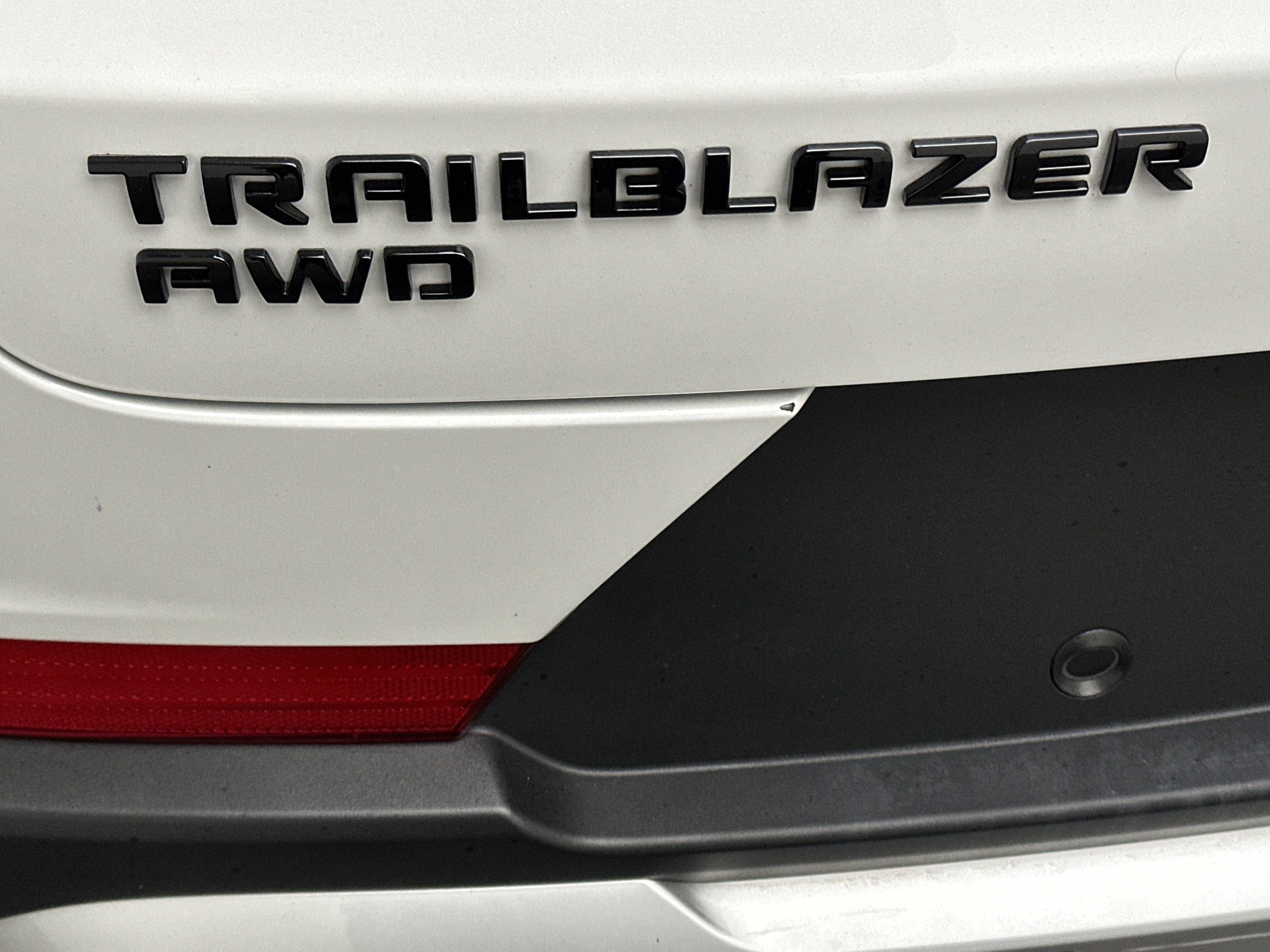 Used 2024 Chevrolet TrailBlazer LT w/ LT Cold Weather Package AWD/4WD image 14