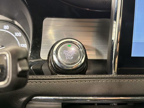Used 2022 Lincoln Corsair FWD image 17