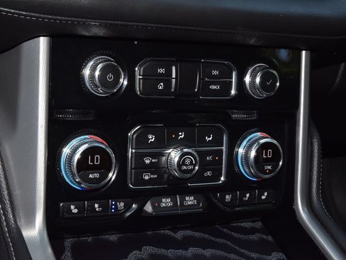 Used 2023 GMC Yukon Denali w/ LPO, Floor Liner Package AWD/4WD image 31