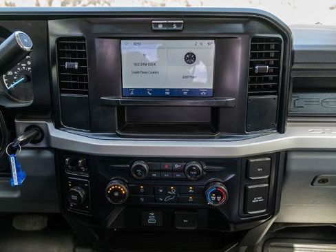 Certified 2025 Ford F250 XL AWD/4WD image 21