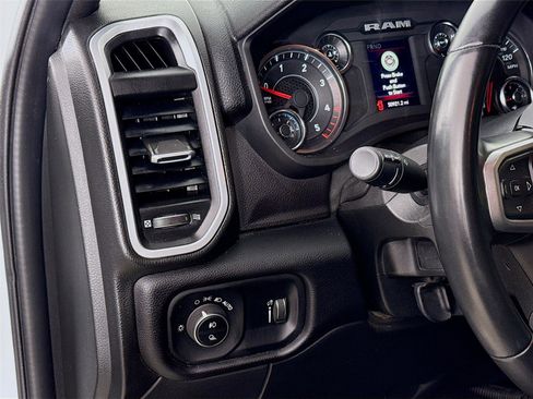 Used 2024 RAM 3500 Big Horn w/ Sport Appearance Package image 10