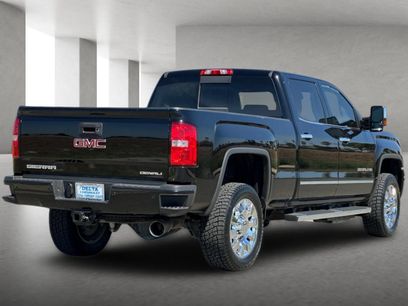 Used 2017 GMC Sierra 2500 Denali w/ Duramax Plus Package