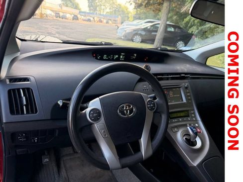 Used 2012 Toyota Prius Two FWD image 11