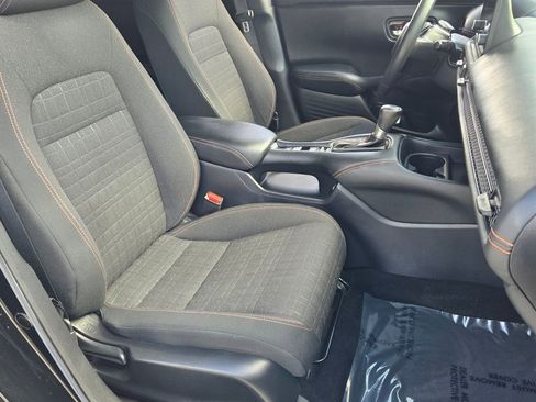 Used 2023 Honda HR-V Sport image 19