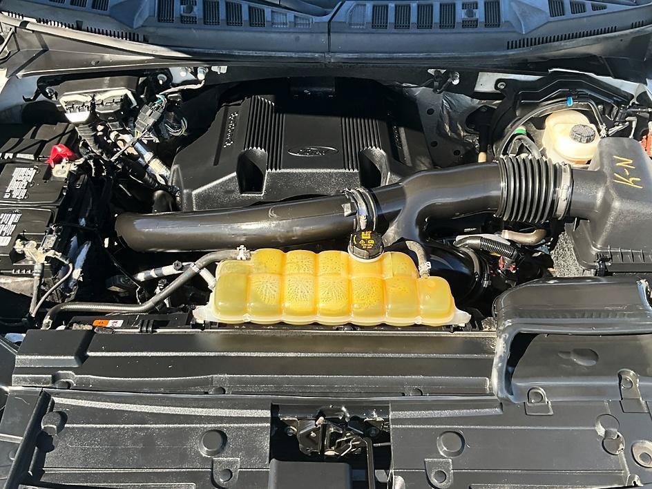 Used 2019 Ford F150 XLT w/ Equipment Group 302A Luxury AWD/4WD image 26