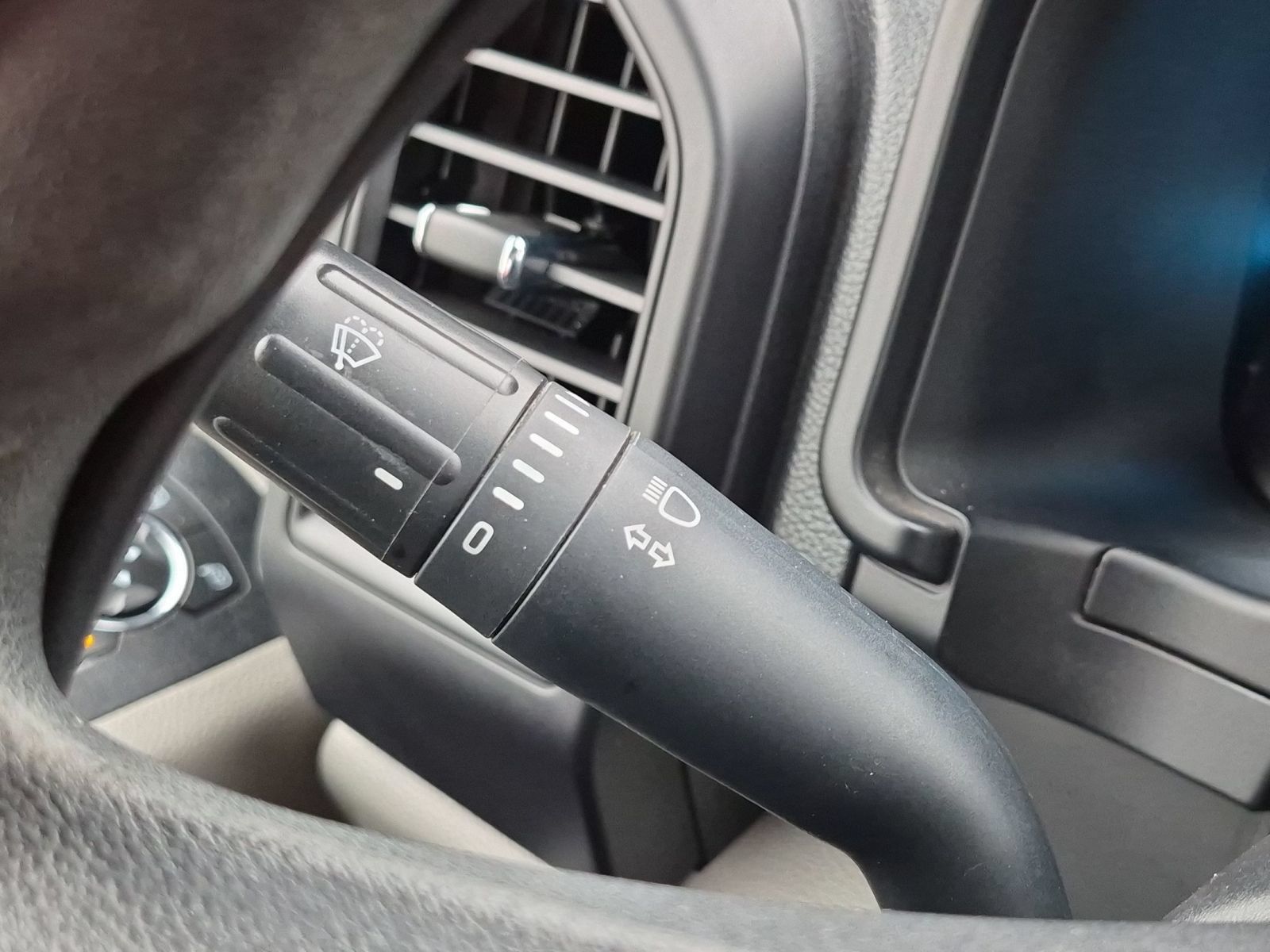Used 2019 Ford F150 XL w/ Equipment Group 101A Mid AWD/4WD image 19