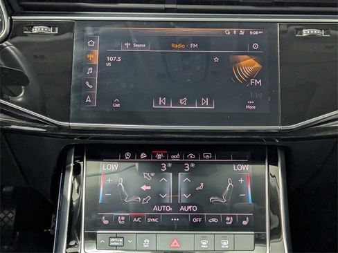 Used 2019 Audi Q8 Premium Plus image 13